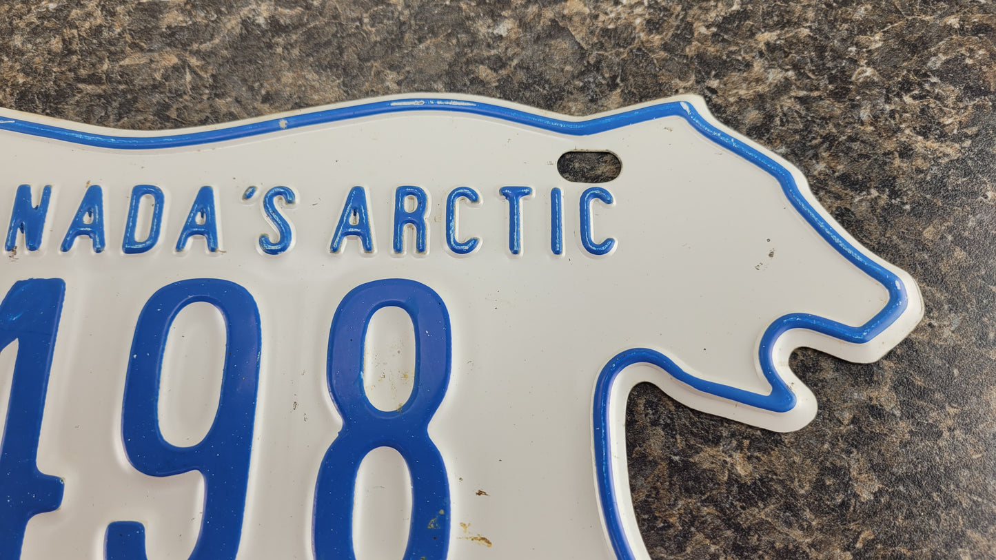 Northwest Territories Polar Bear License Plate, G1498