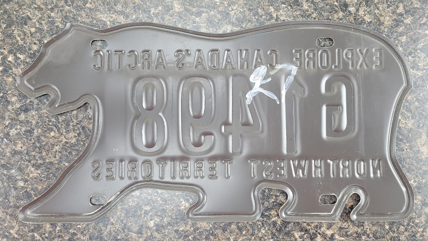 Northwest Territories Polar Bear License Plate, G1498